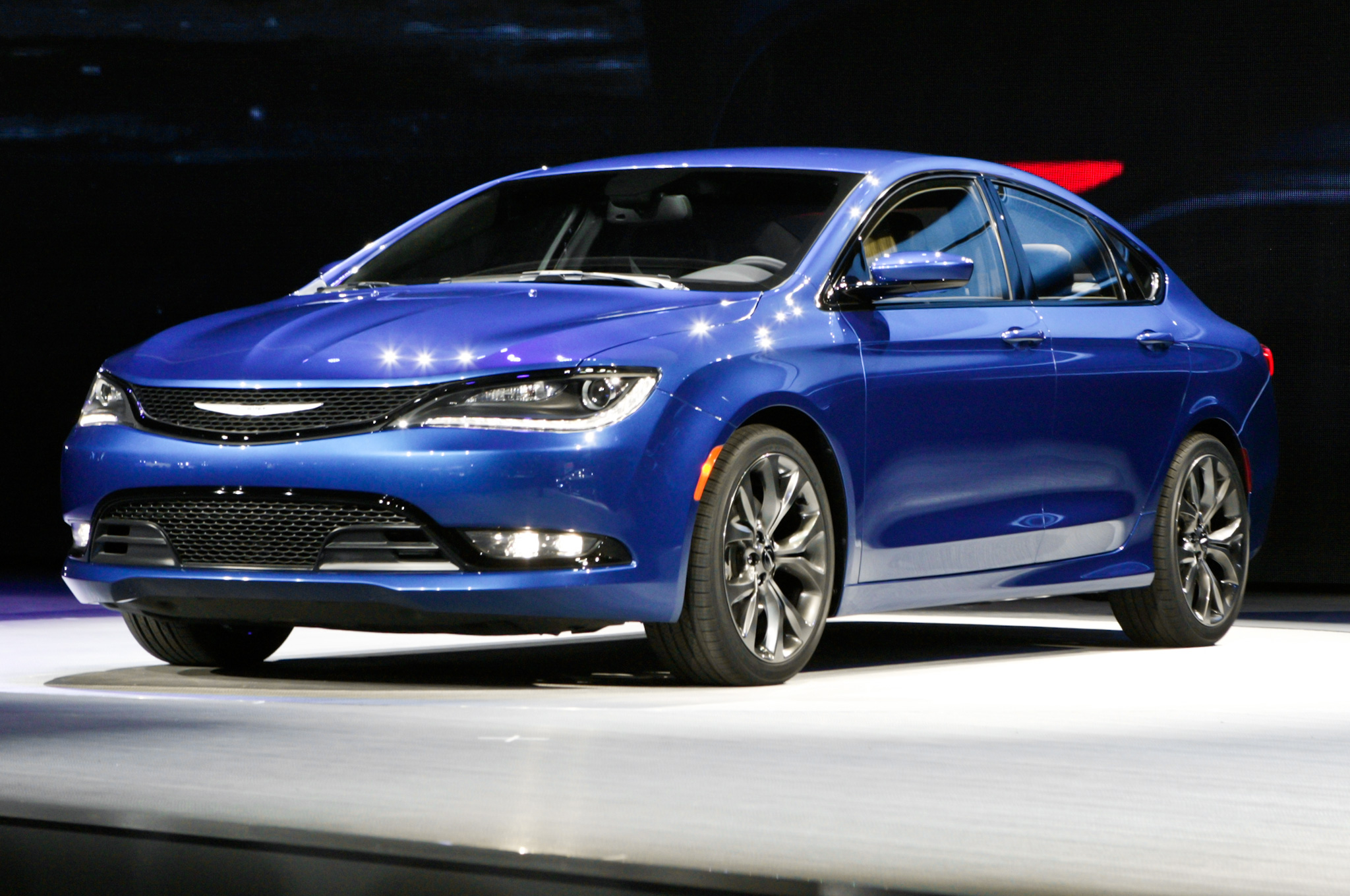 2022 Chrysler 200 Limited Blue