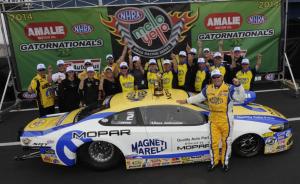 Dodge Dart in the winner's circle