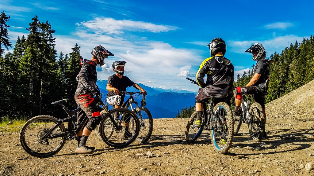 082016 CC Kickin' up dirt at Crankworx 1