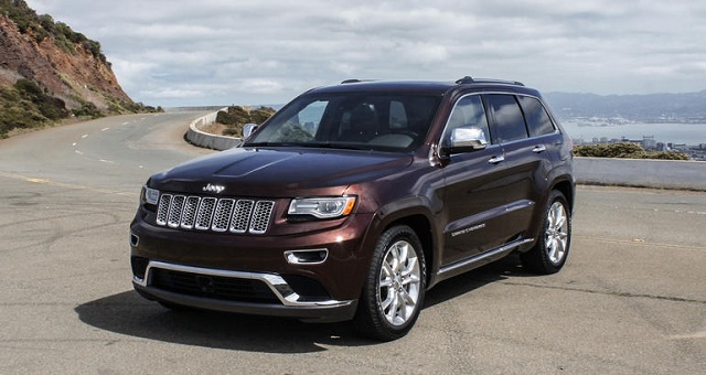 110216-cc-drive-luxury-and-go-green-in-a-jeep-grand-cherokee-ecodiese-3