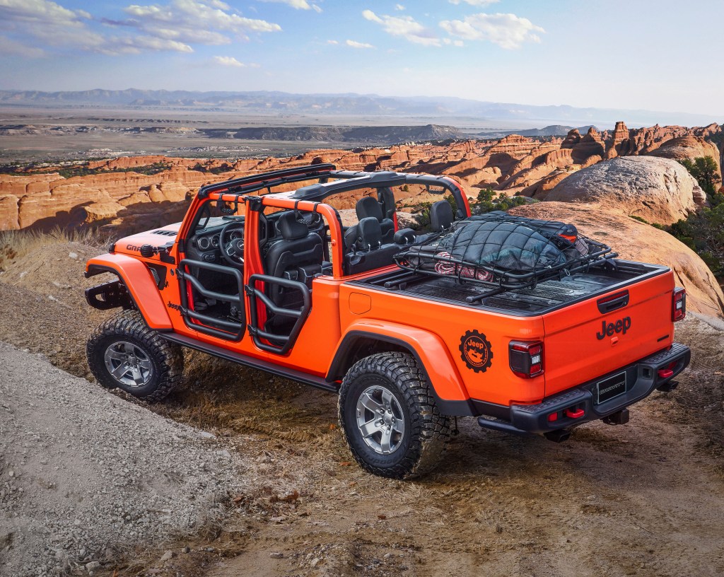 What six new Jeep Gladiator concept vehicles were showcased at the 