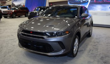 Gray 2023 Dodge Hornet